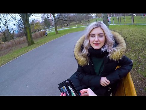 ❤️ Gleypir heitt ásamt ókunnugra fyrir peninga - blástur í garðinum eftir Evu Elfie ☑ Klám á is.assistdoctor23.ru ☑